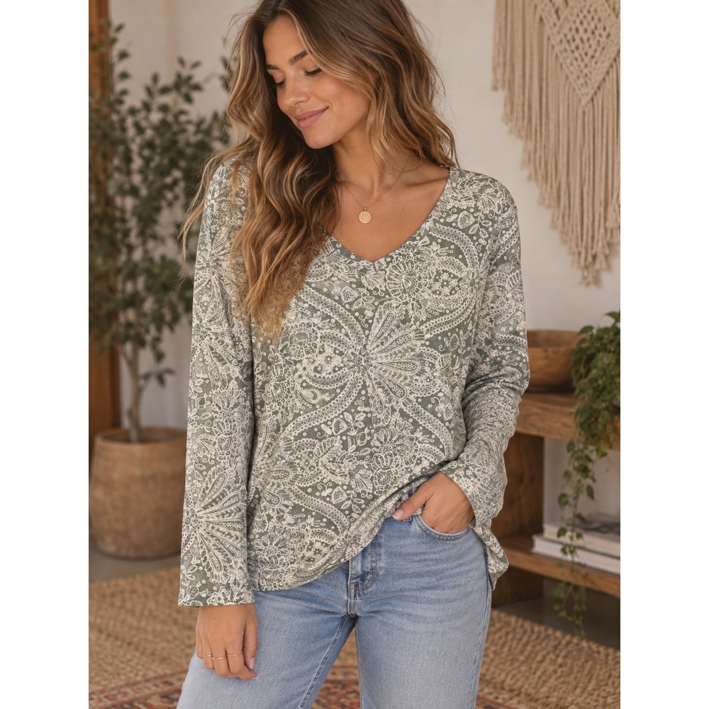 Peruvian Connection Pima Cotton V-Neck Long Sleeve Paisley Grey Top Large